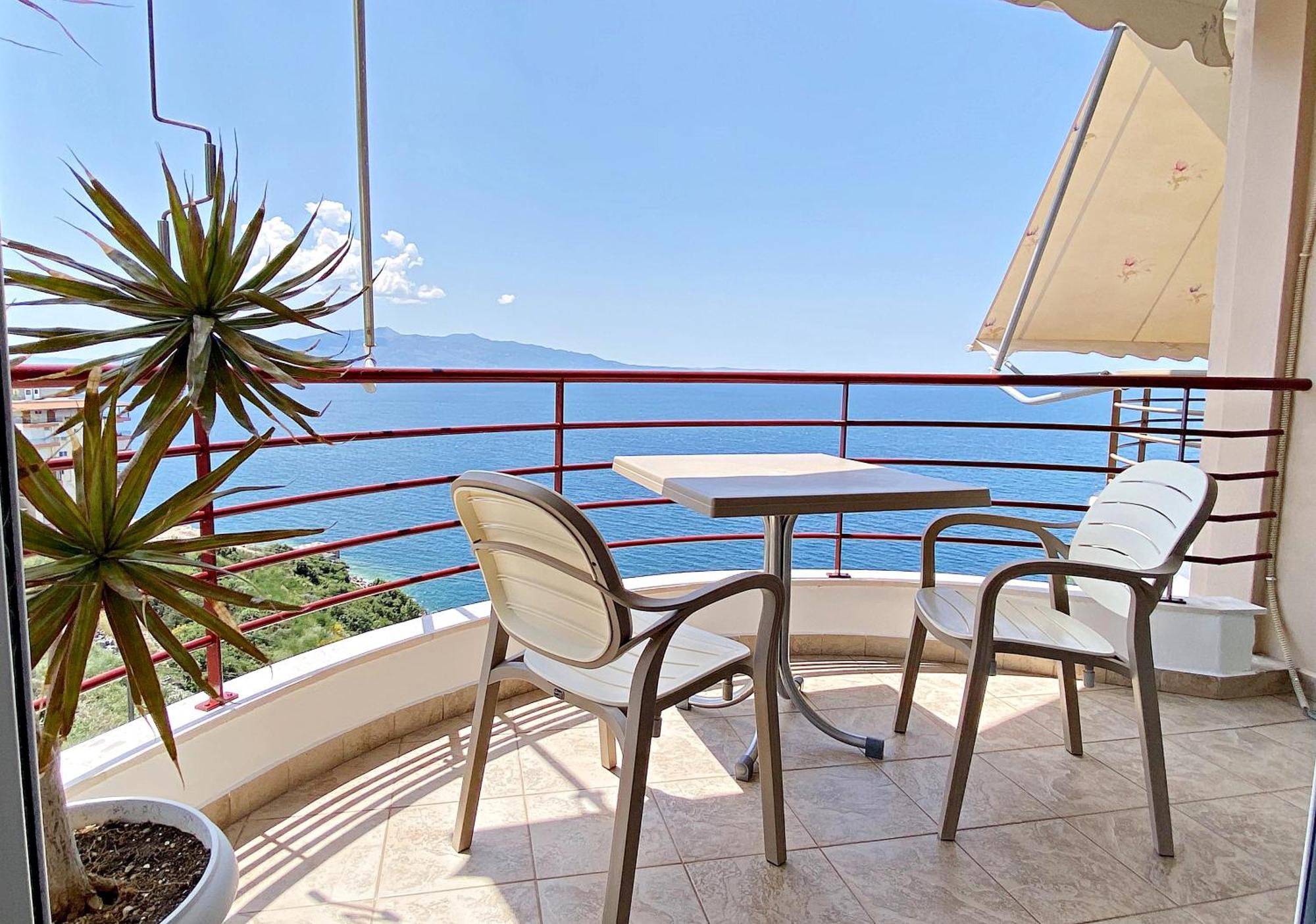 Sunny Apts Sarandë Eksteriør billede