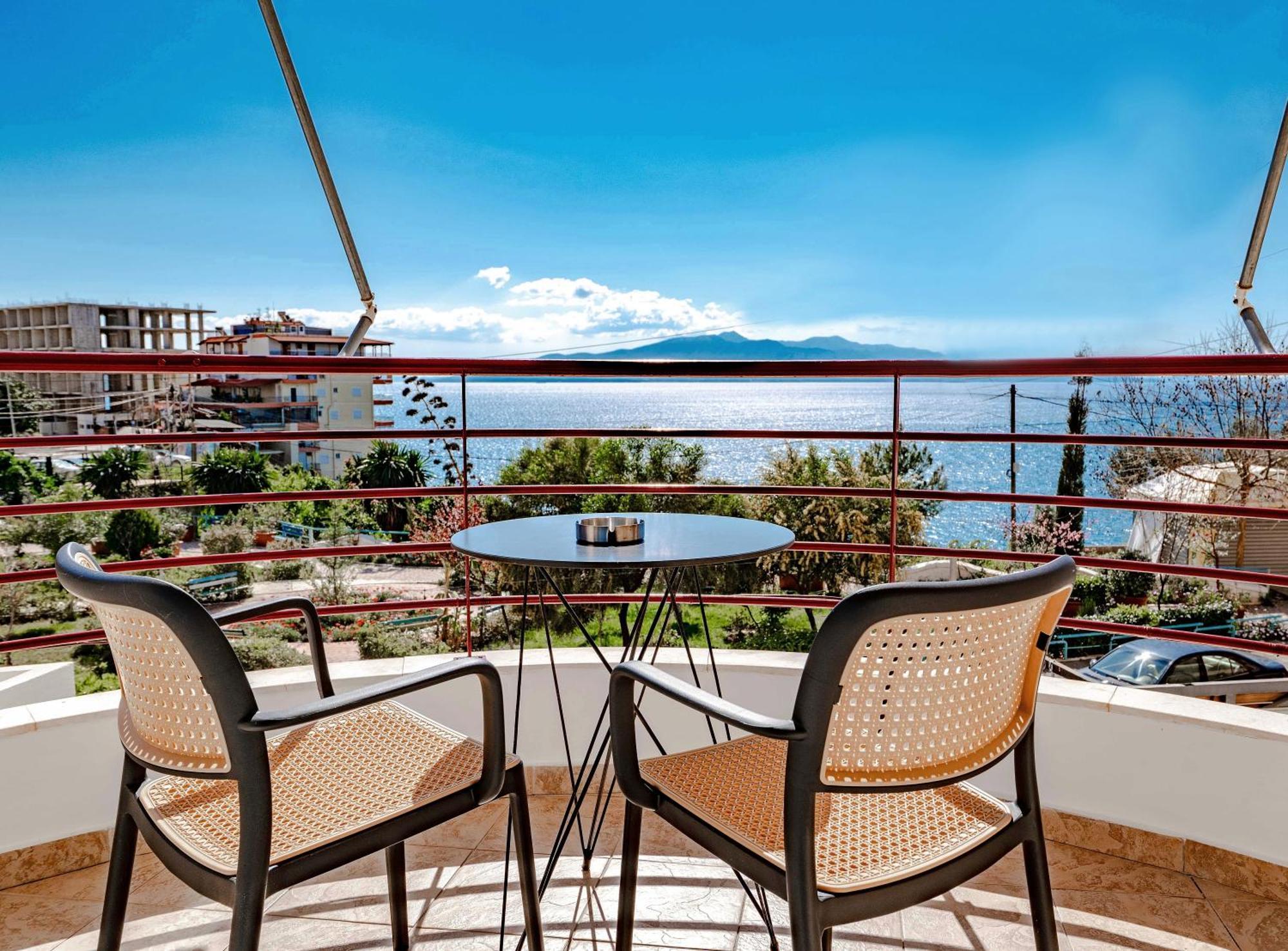 Sunny Apts Sarandë Eksteriør billede
