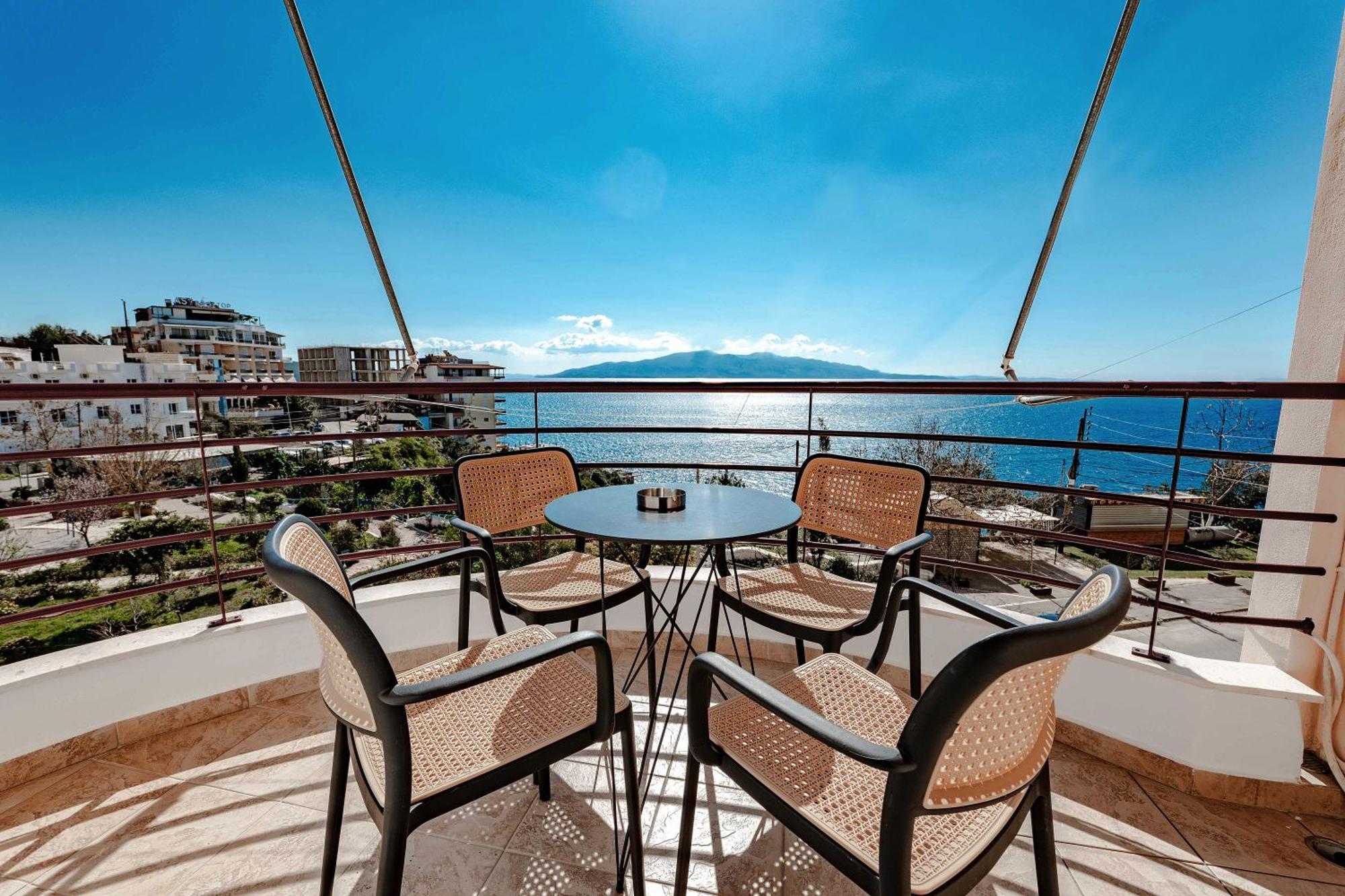 Sunny Apts Sarandë Eksteriør billede