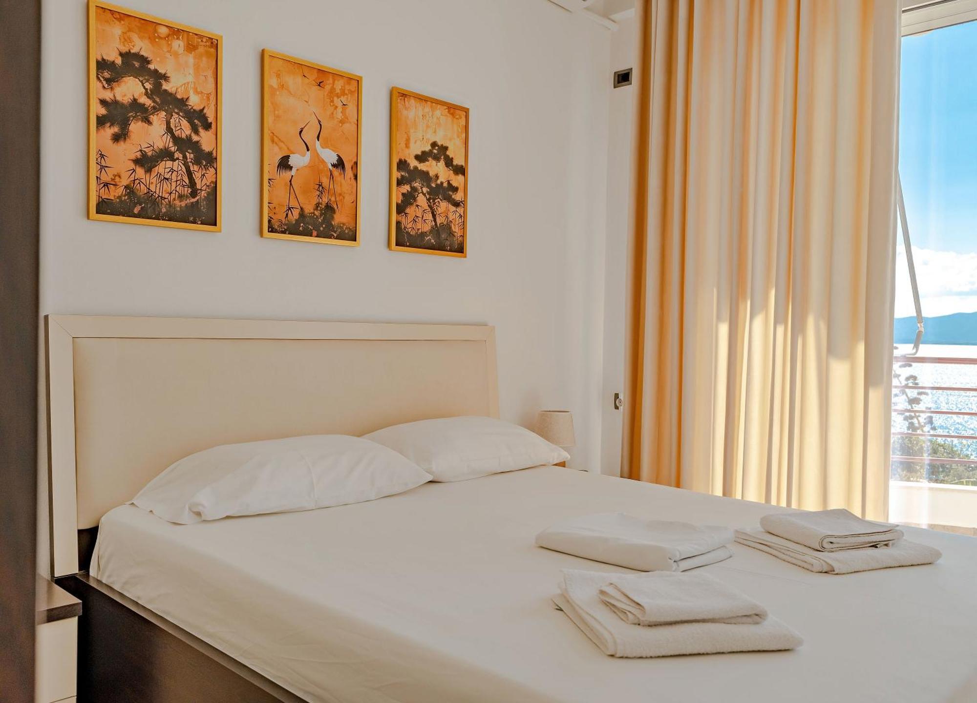Sunny Apts Sarandë Eksteriør billede